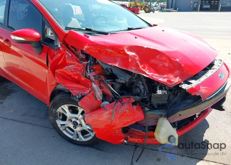 2014 Ford Fiesta Se z USA, uszkodzony, nr VIN 3FADP4EJ8EM190131